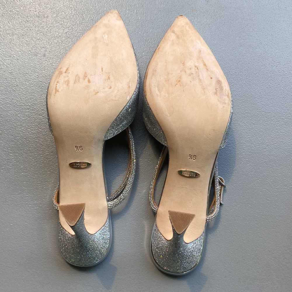 Badgley Mischka Pointed toe Stiletto - Picture 5 of 5